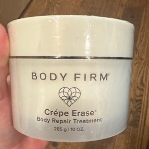 Body Firm Crème Erase Body Repair Treatment/NEW! SEALED! Exp: 03/01/2028!
